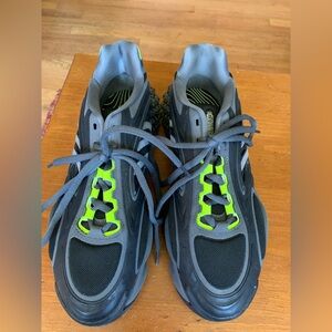 adidas Men's Black and Neon Green Running Sneakers